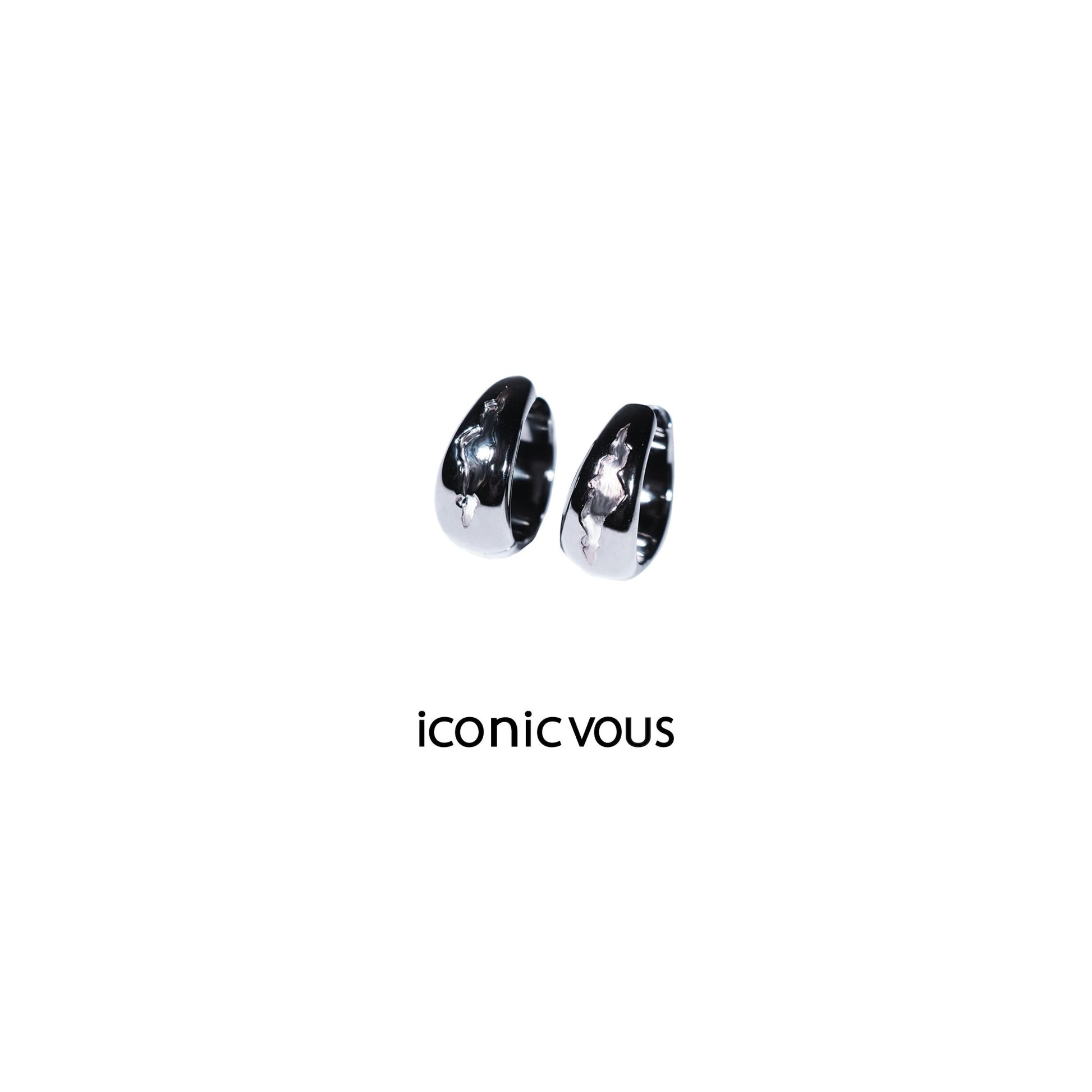 【Broken Moon】BICOLOR EARRINGS - iconicvous